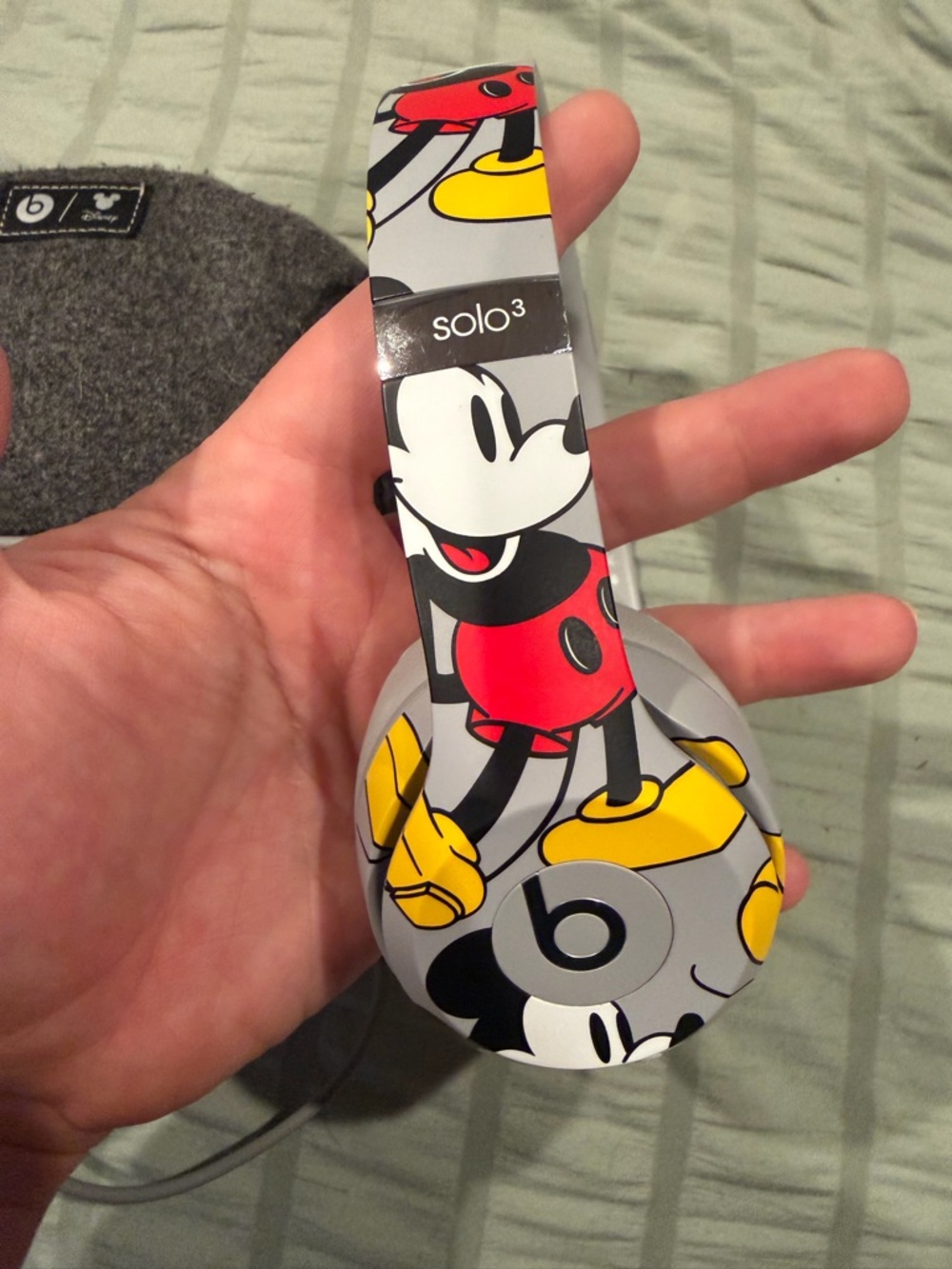 Beats by Dre Solo3 Mickey 90th Anniversary Edition